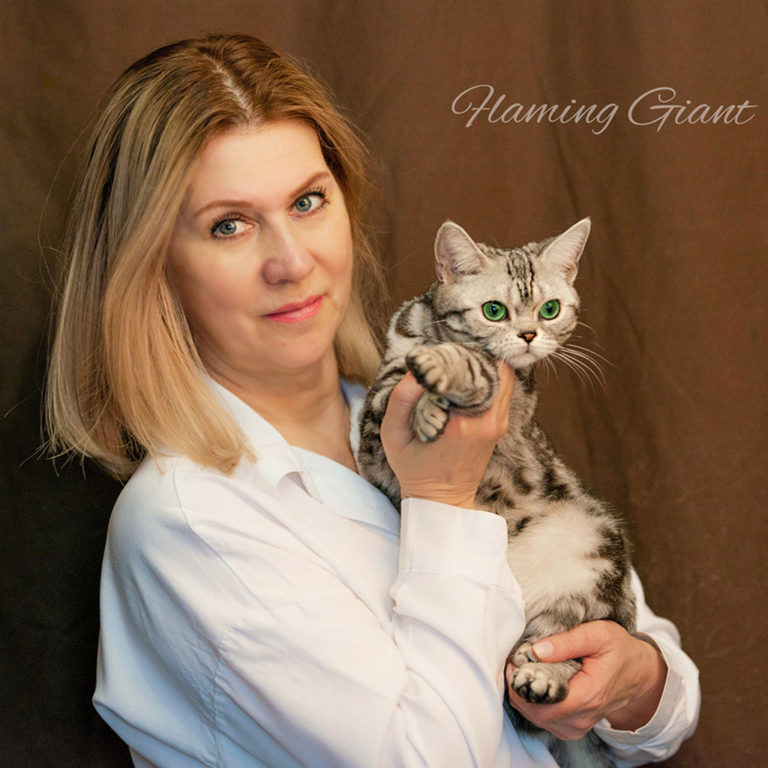 2-Marina-podolskaya-flaming-giant-cattery-1